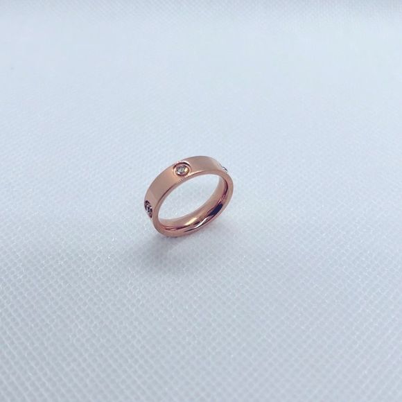 Jewelry - Rose gold stainless steel Diamond band